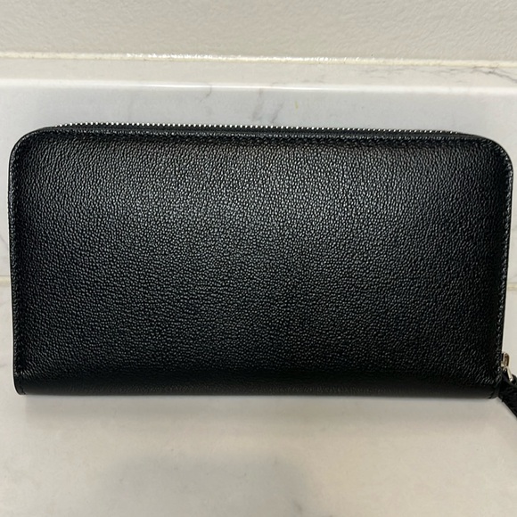 NWT Burberry Black Elmore Leather Zip Around Wallet - Picture 3 of 14